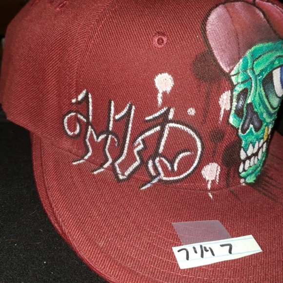 Custom Design fitted hat - Picture 2 of 2